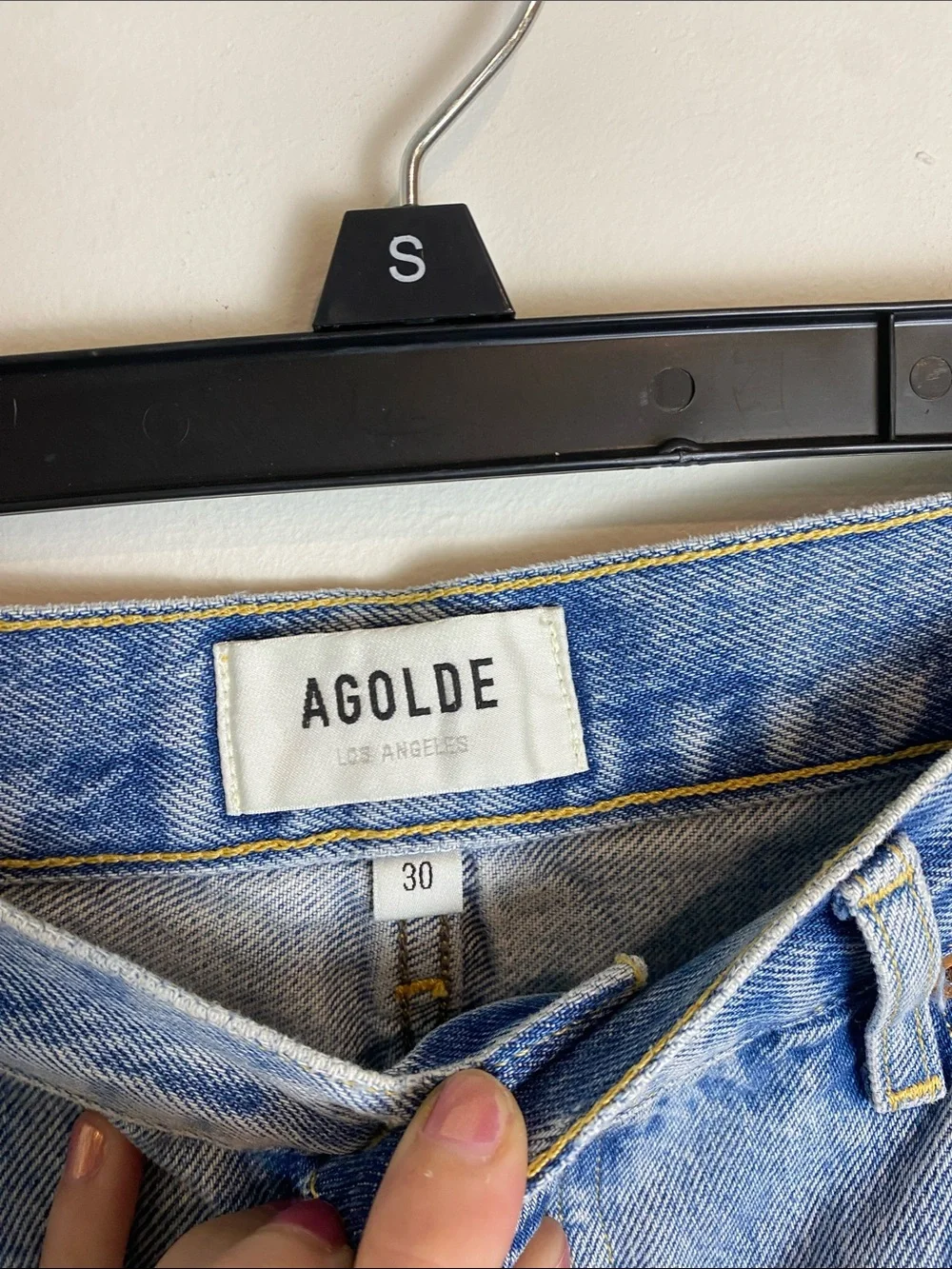 AGOLDE Parker Jean Shorts in Swapmeet Light Wash Blue Size 30 - Picture 8 of 12